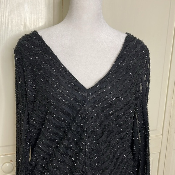 Miss Me Eyelash Metallic Mesh Top Black sparkly chevron Women’s Size Medium - Picture 2 of 11
